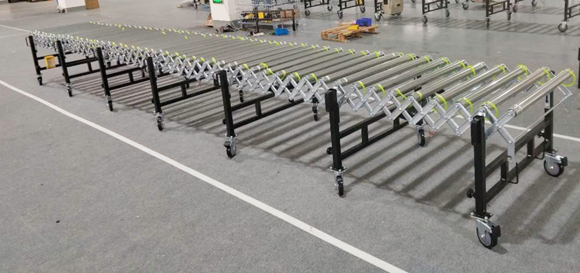 Telescopic Roller Conveyor